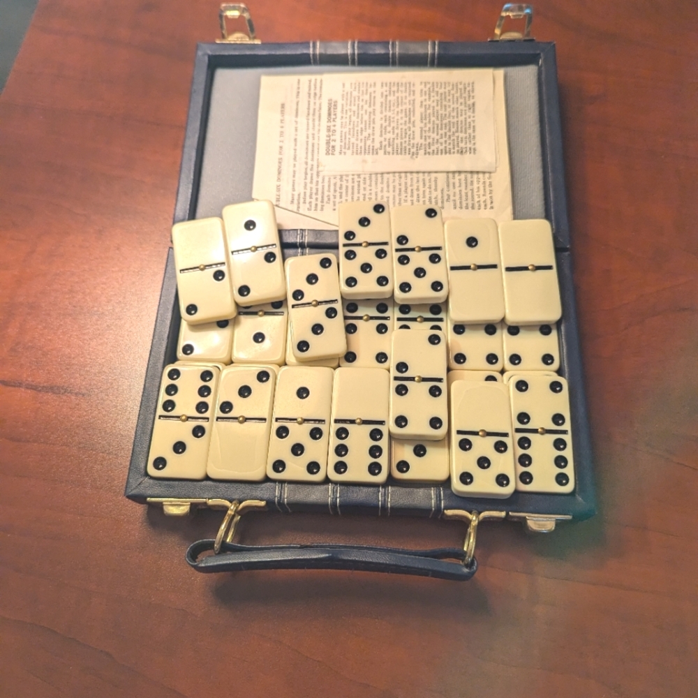 - Classic Domino Set in Cream Colour. Faux Leather Case. 28 Tiles.